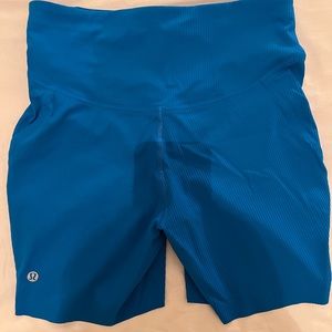 Lululemon Base Pace Ribbed High-Rise Short Sz8